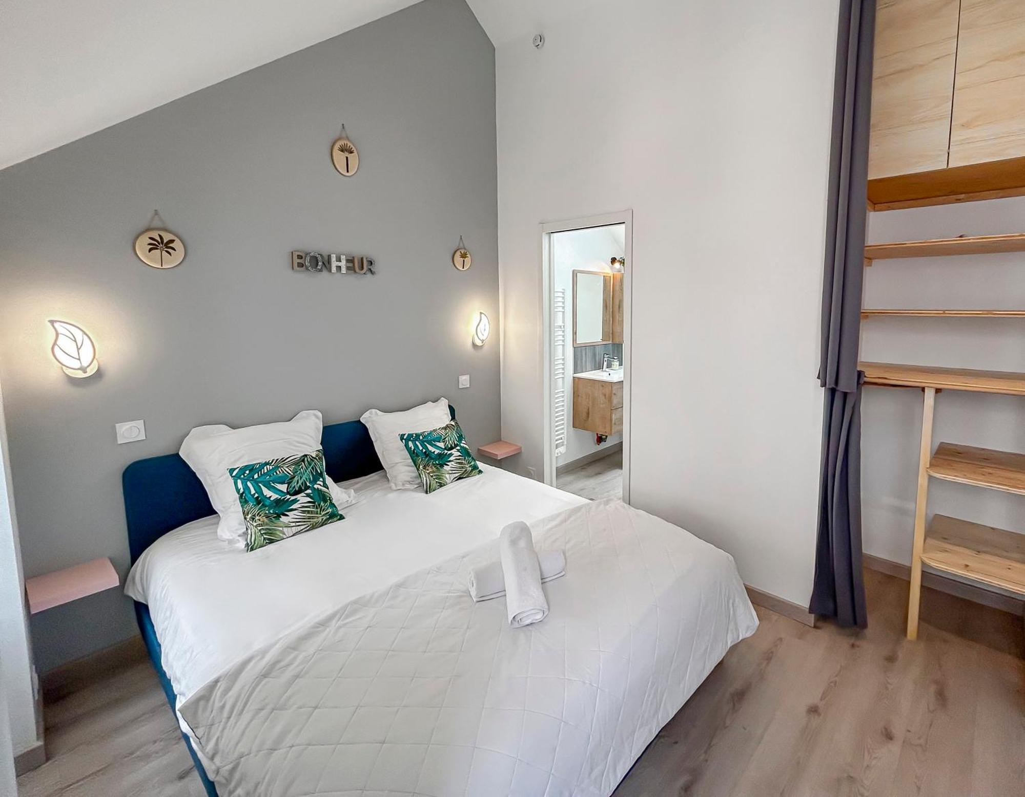 L'Atypique Hyper Centre Wifi Et Netflix Gratuit Apartman Mayenne Kültér fotó
