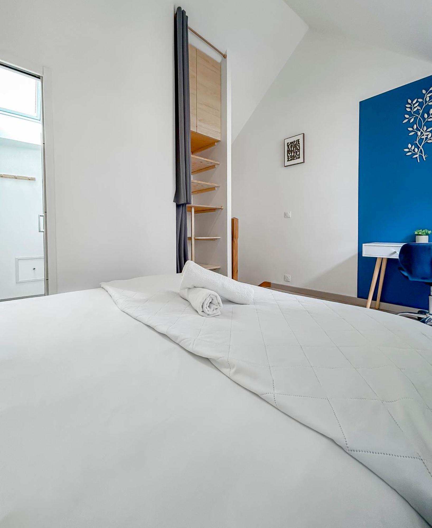 L'Atypique Hyper Centre Wifi Et Netflix Gratuit Apartman Mayenne Kültér fotó